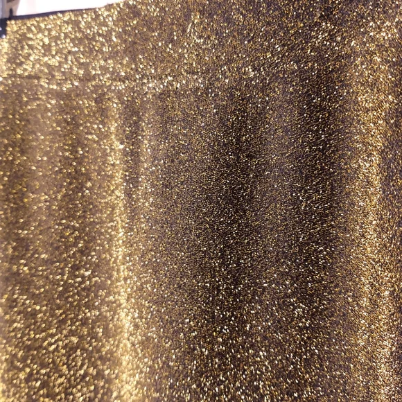 MICHAEL KORS Black skirt with gold glitter design. NWT. Size L. - Picture 3 of 6